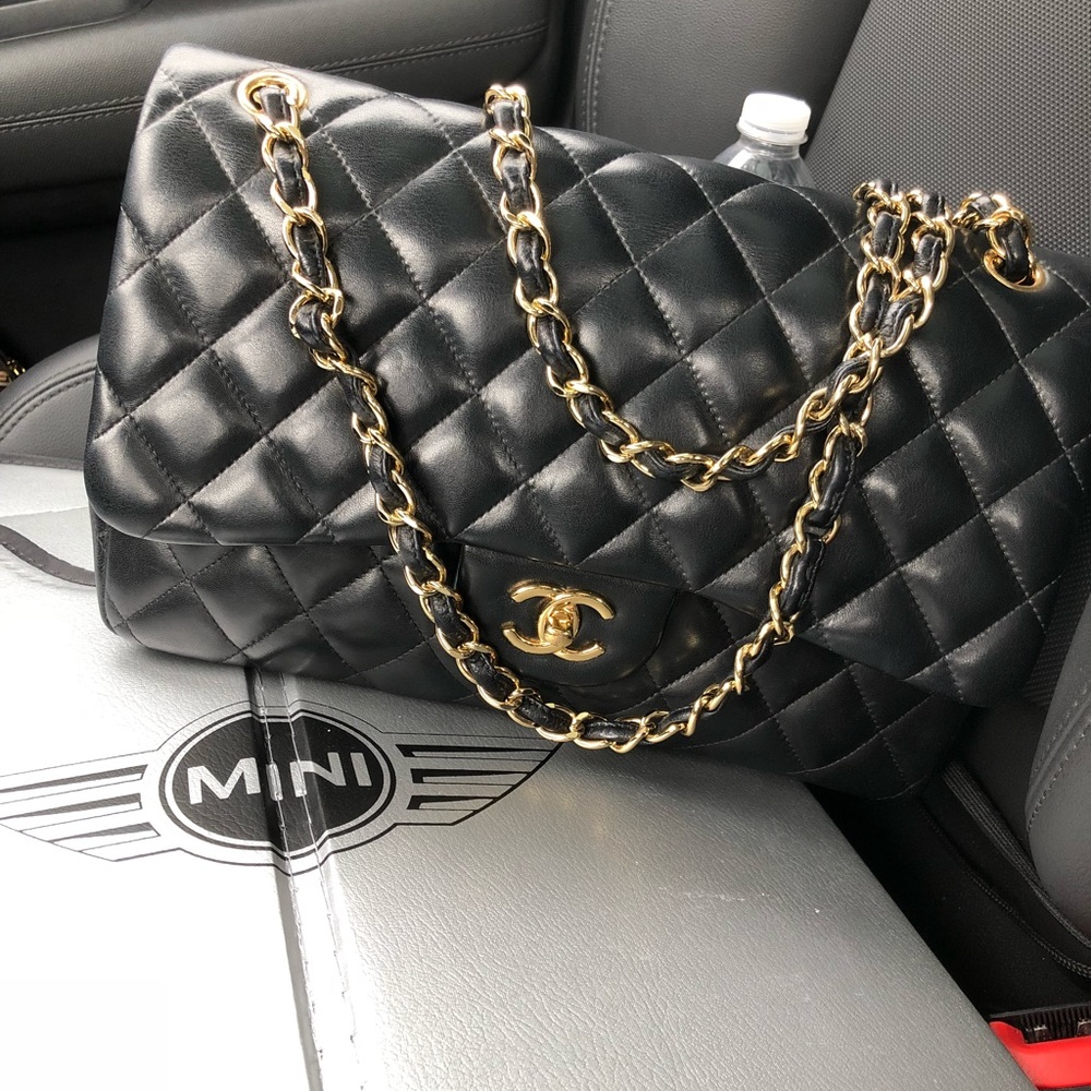 ❤️❤️❤️Available to buyChanel Jumbo double flap ❤️